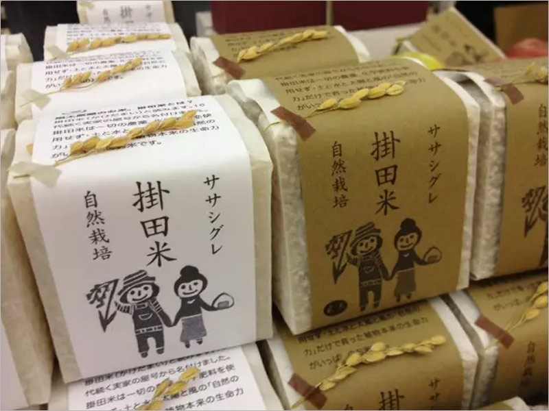 日本大米包裝設(shè)計(jì)——簡(jiǎn)潔自然的設(shè)計(jì)風(fēng)格！