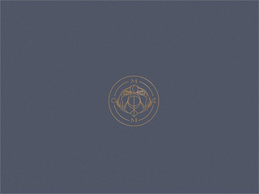 Milk Moon糖漿保健品logo圖形設(shè)計